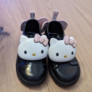 Mini Melissa x Hello Kitty size 9